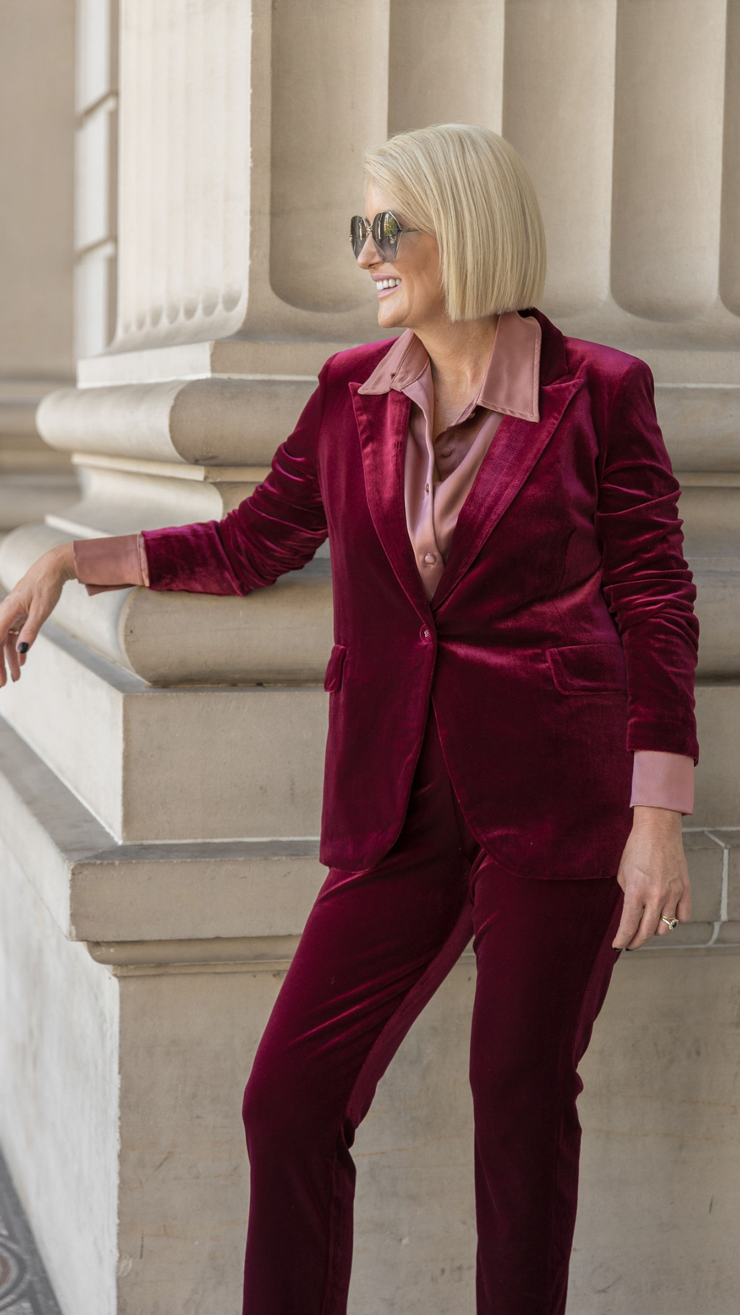 Alessandra Stretch Velvet Blazer Merlot – Cazinc The Label