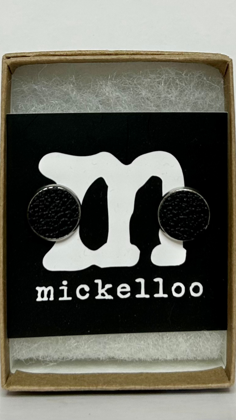 Mickelloo Small Round Earring - Black