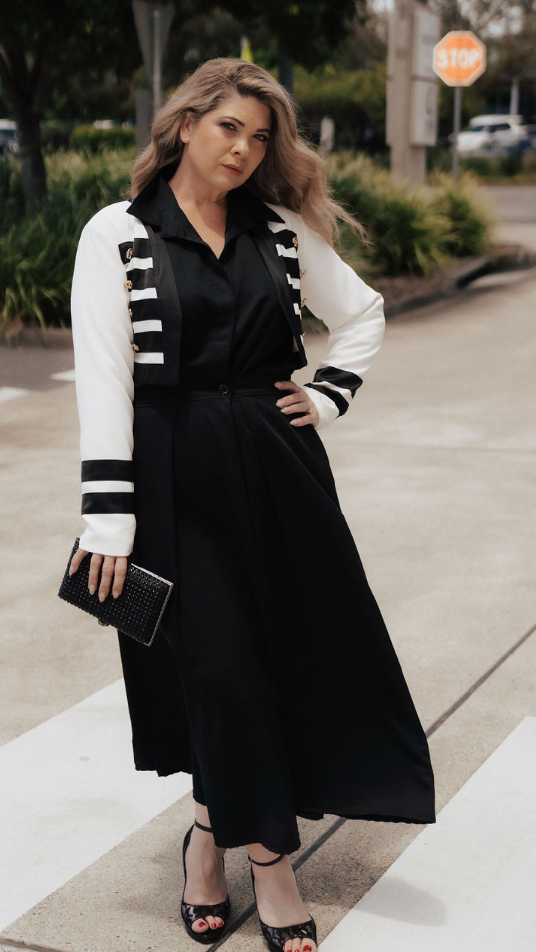 Arden Bolero Blazer - White with Black
