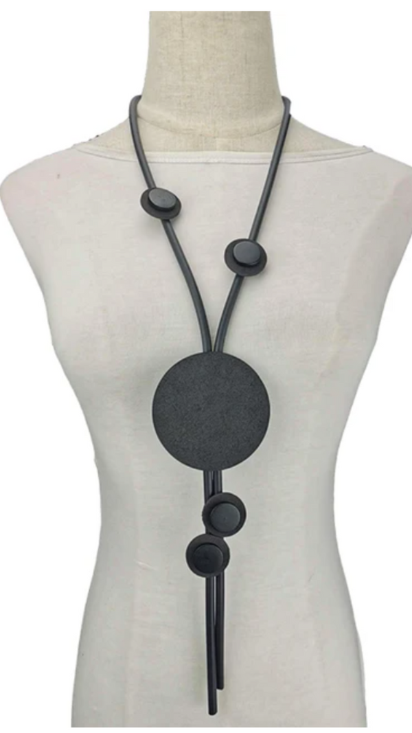 Edgy Longline Rubber Necklace - Black