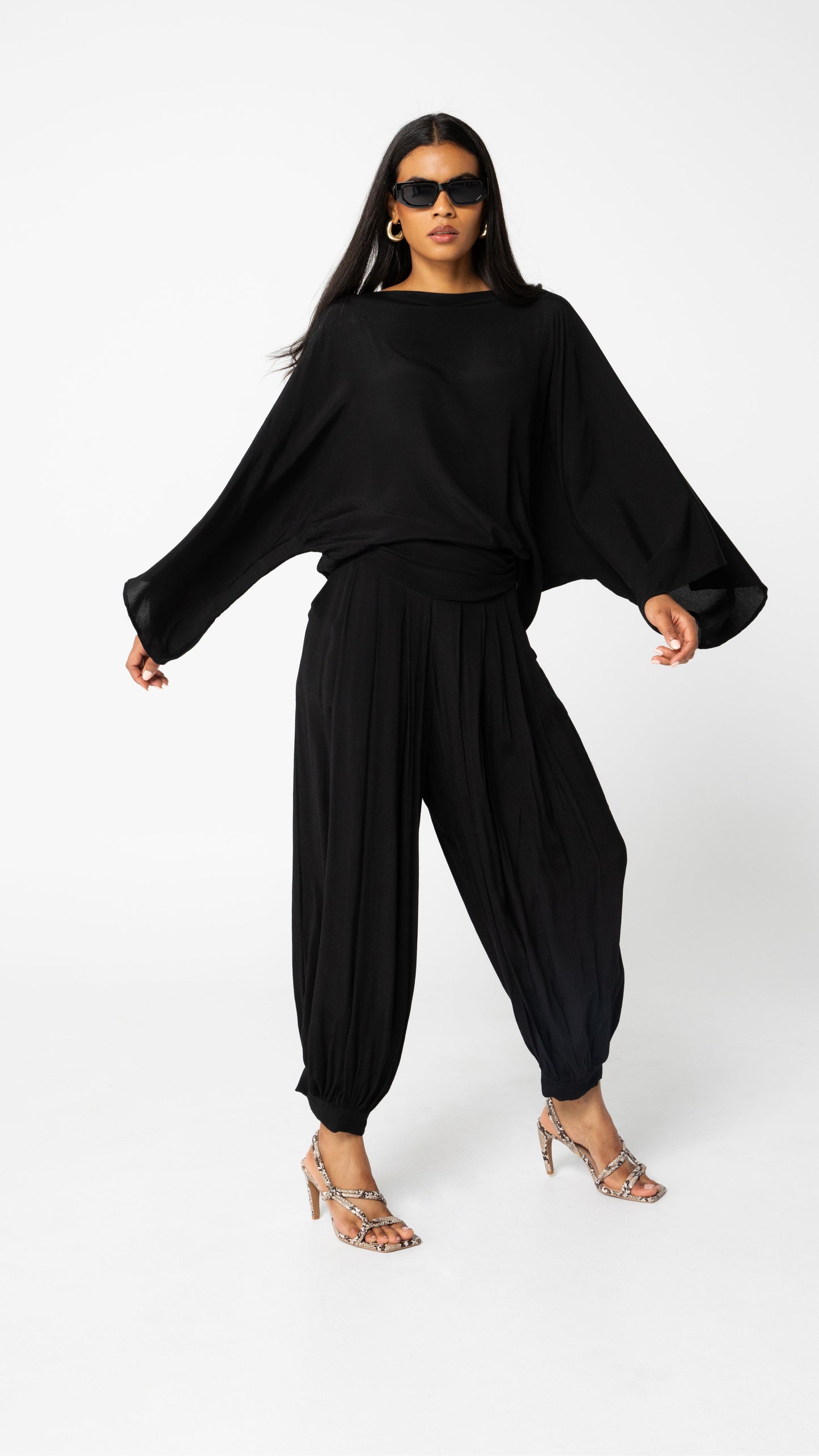 Motion Viscose Relaxed Style Pants - Black