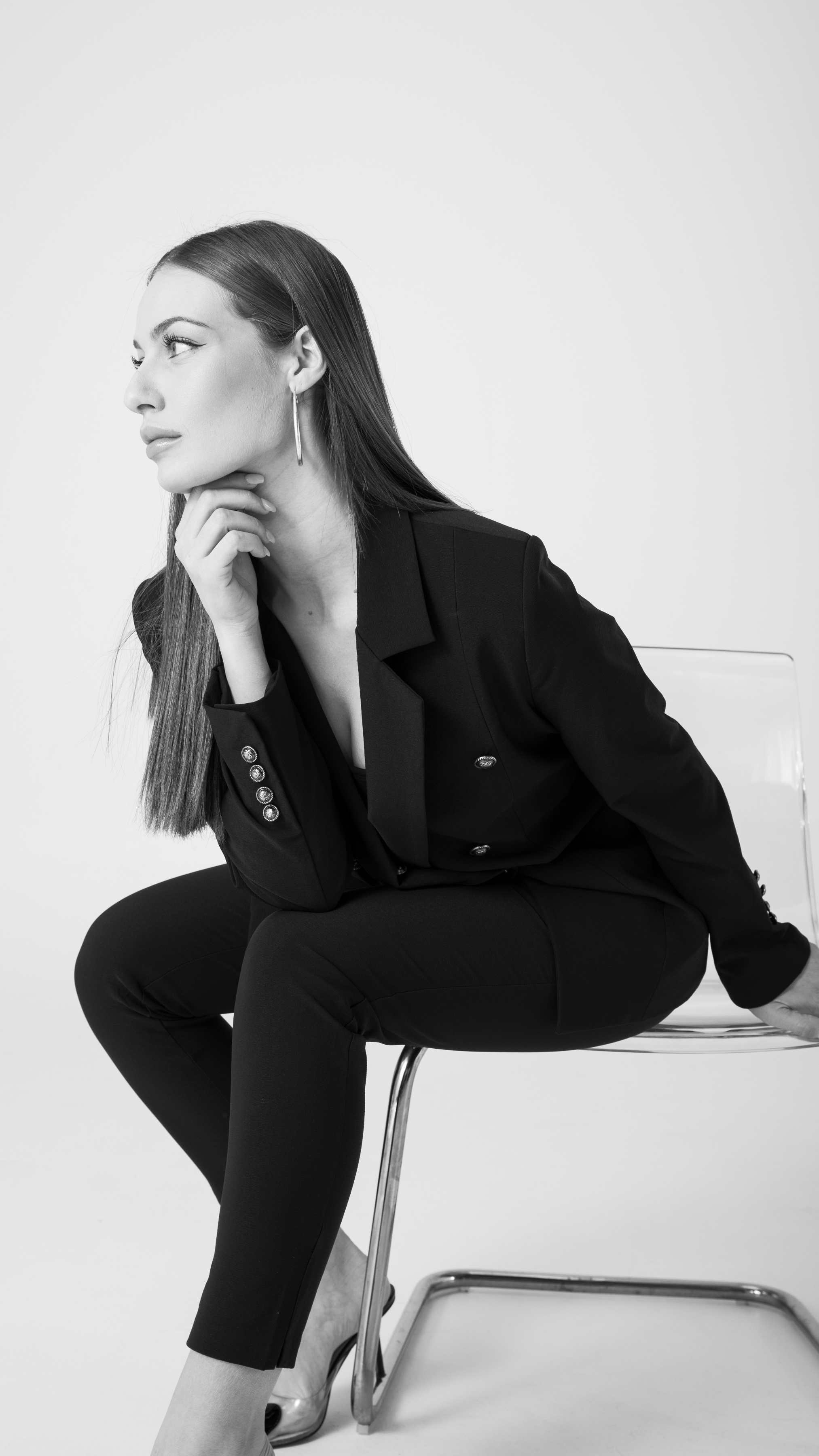Valentina Cigarette Stretch Pants - Black