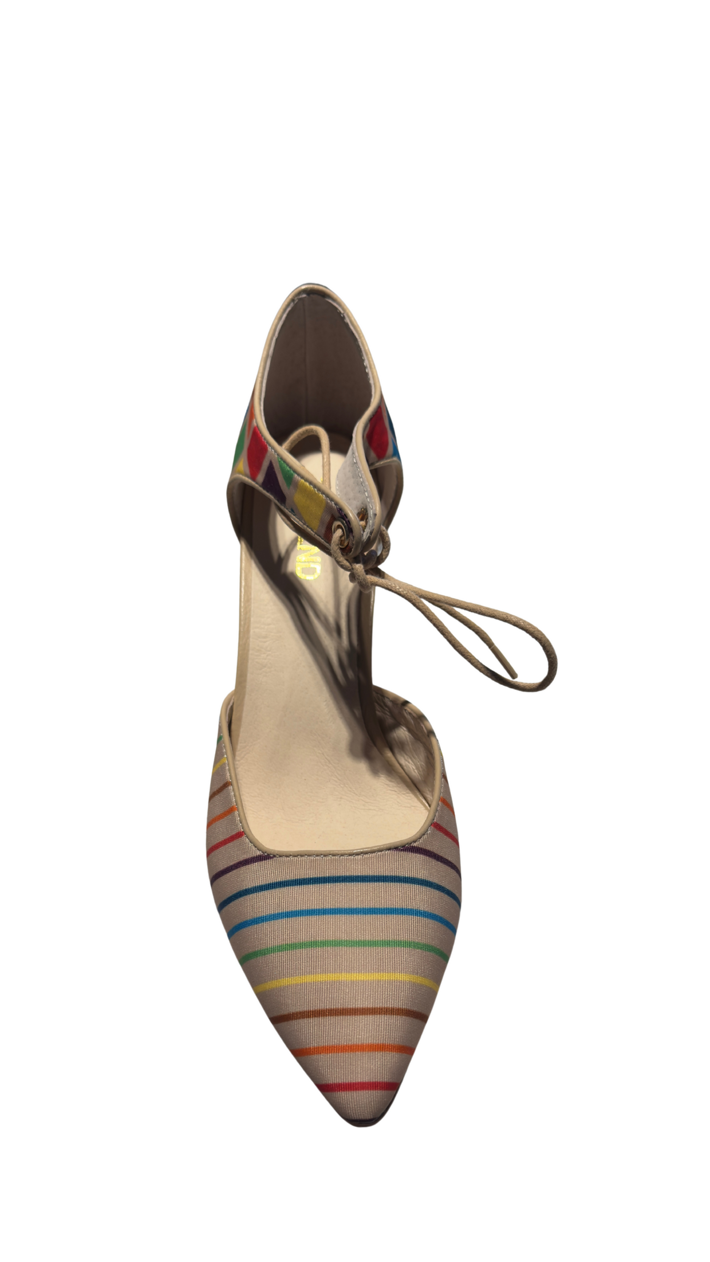 Top End Bisbees - Cream & Bright