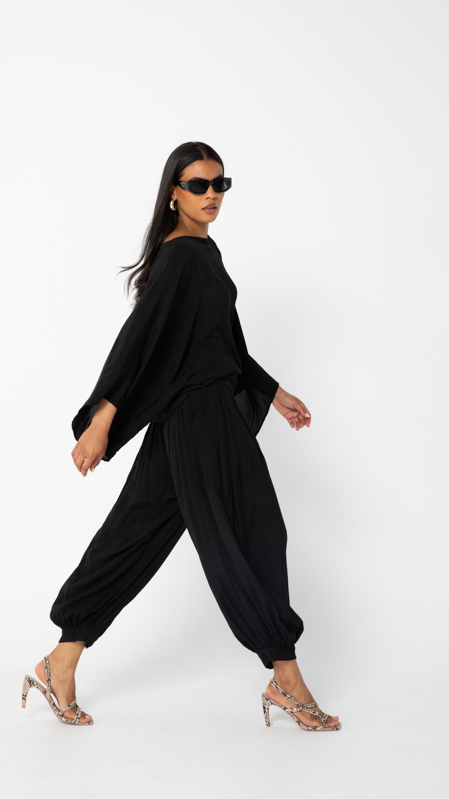 Motion Viscose Relaxed Style Pants - Black