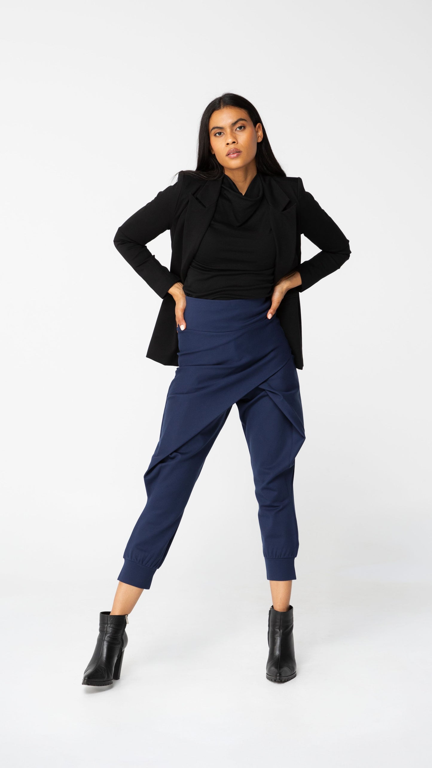 Charli Crossover Ponte Miracle Pants - Navy
