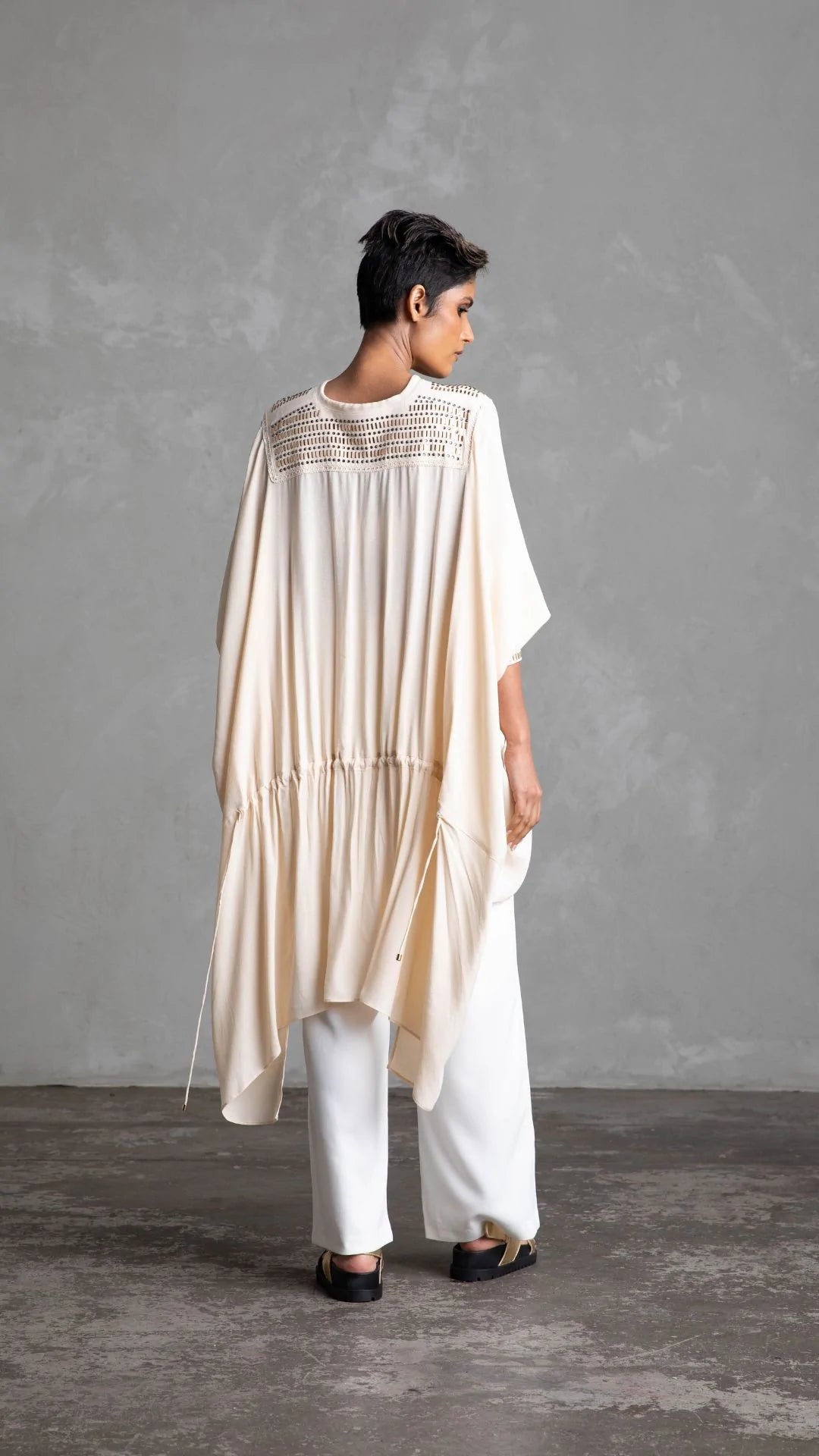 ZARAA KAFTAN - BEIGE